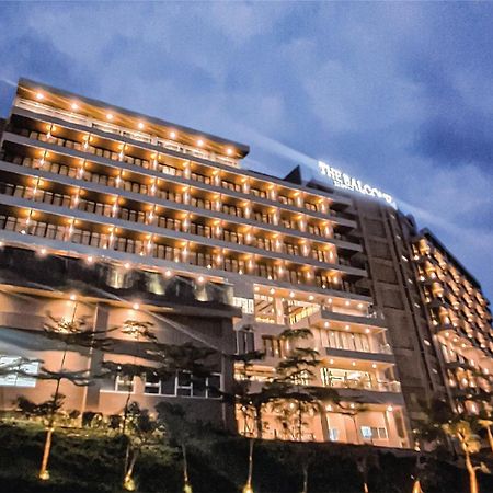 The Balcone Suites & Resort Bukittinggi Exterior photo