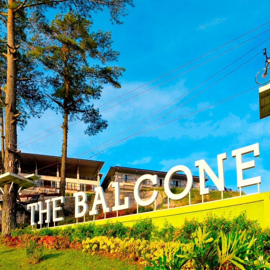 The Balcone Suites & Resort Bukittinggi Exterior photo