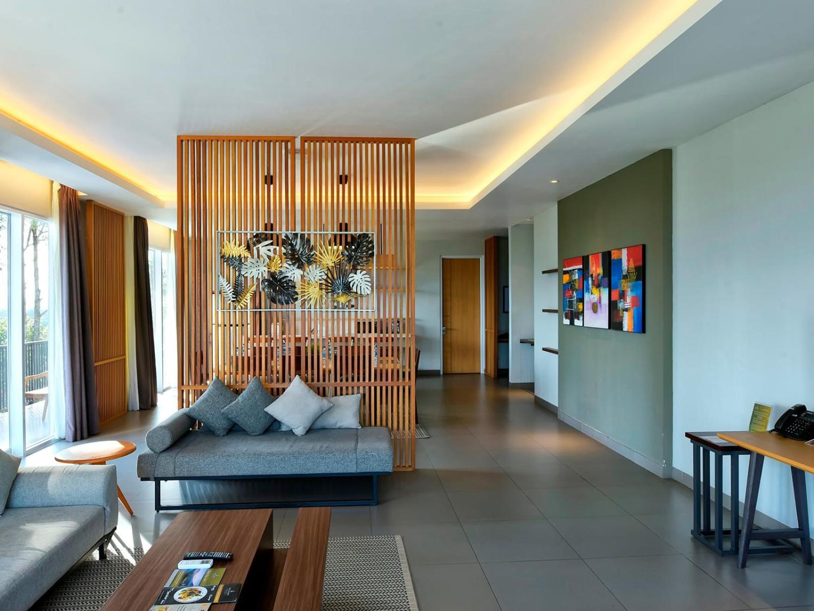 The Balcone Suites & Resort Bukittinggi Exterior photo
