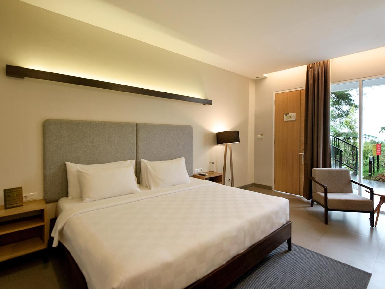 The Balcone Suites & Resort Bukittinggi Exterior photo