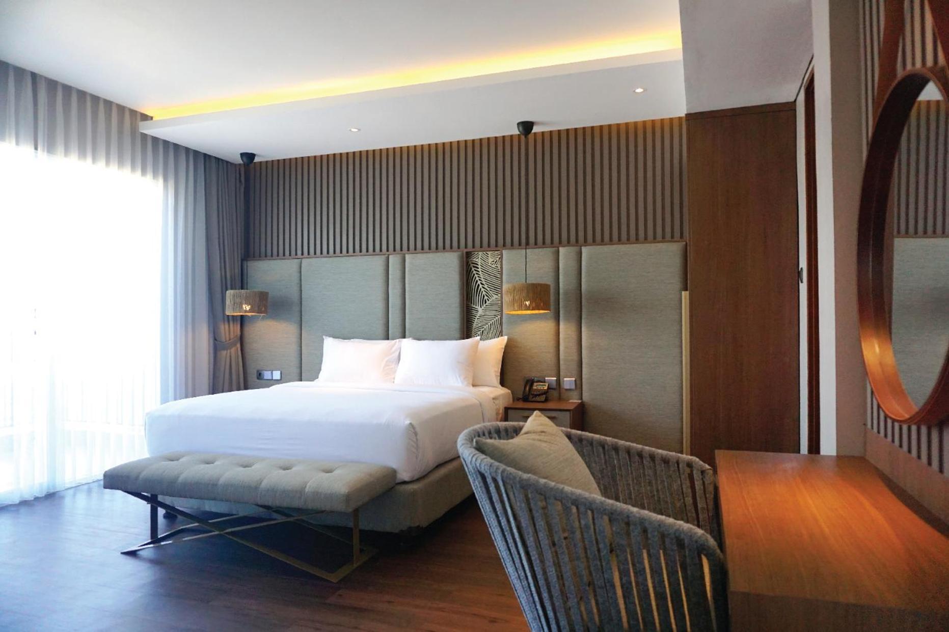 The Balcone Suites & Resort Bukittinggi Exterior photo